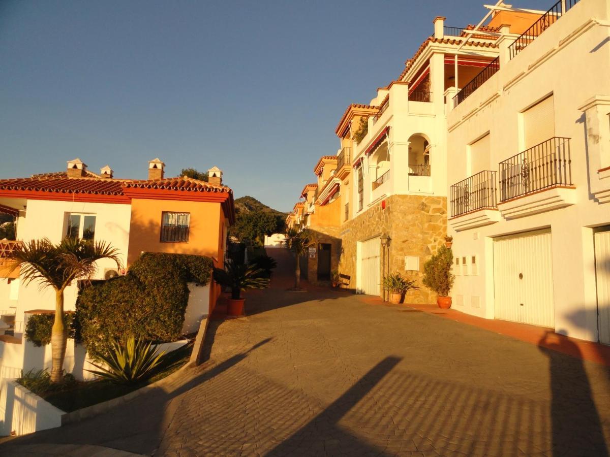 Spacious Family Villa Aljamar 8A 네르하 외부 사진
