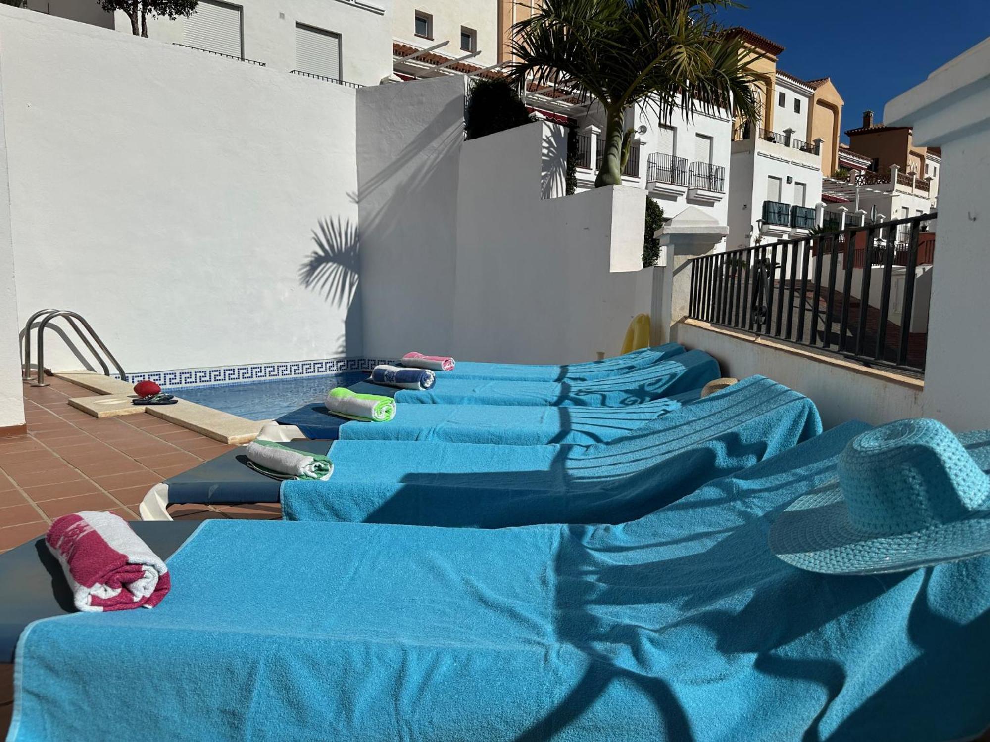Spacious Family Villa Aljamar 8A 네르하 외부 사진