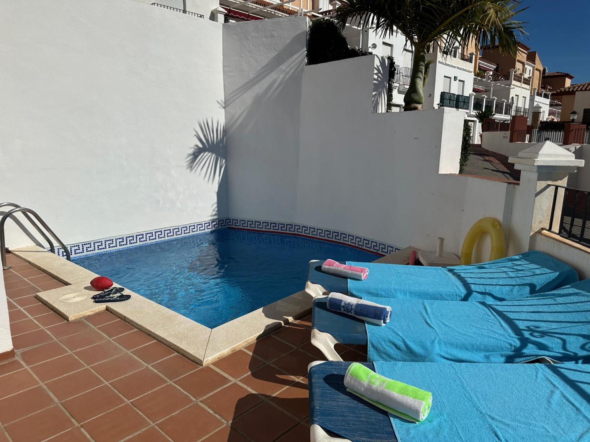 Spacious Family Villa Aljamar 8A 네르하 외부 사진