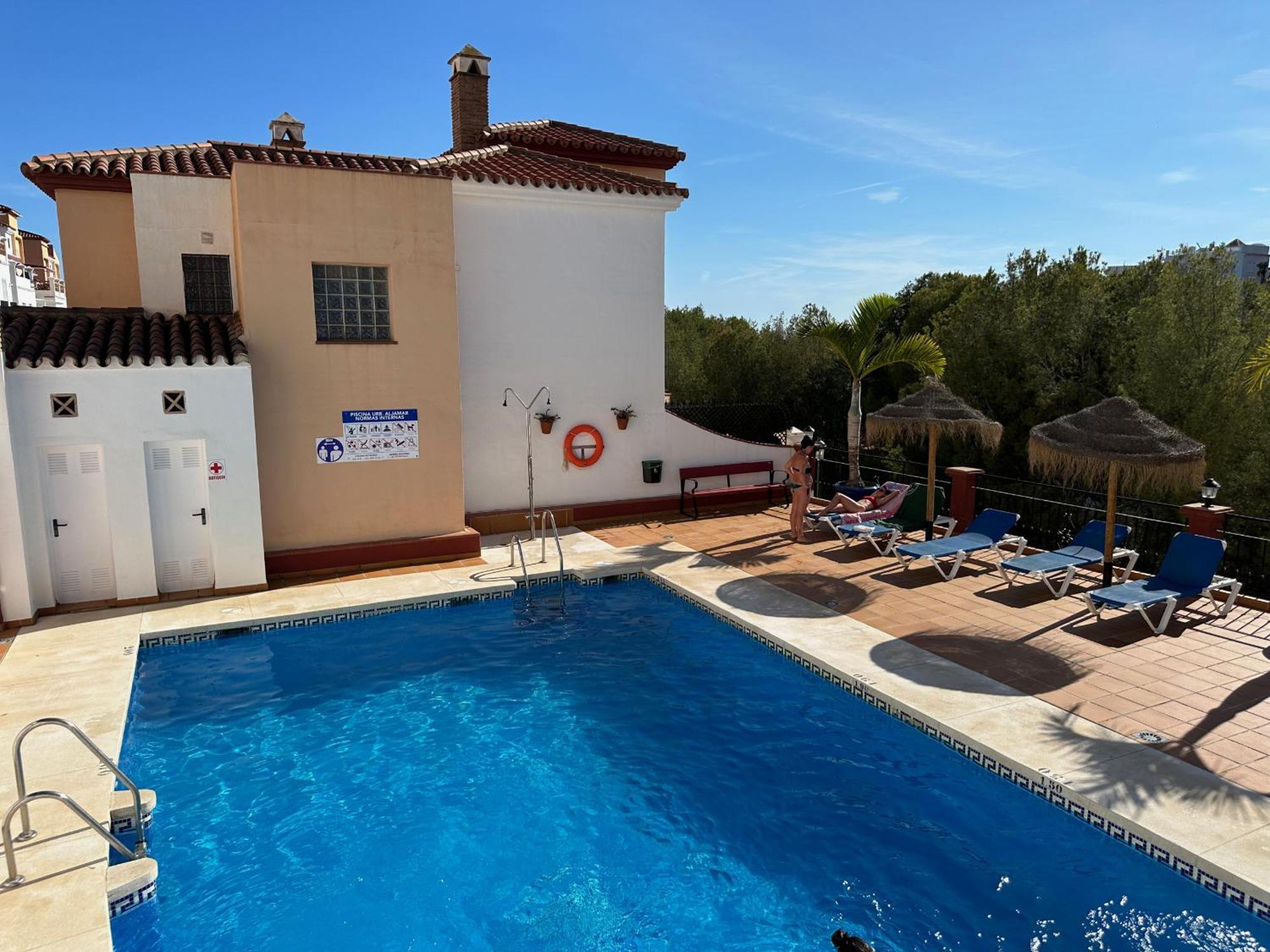 Spacious Family Villa Aljamar 8A 네르하 외부 사진