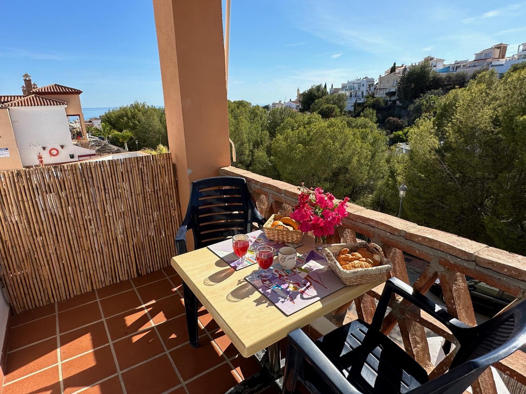Spacious Family Villa Aljamar 8A 네르하 외부 사진